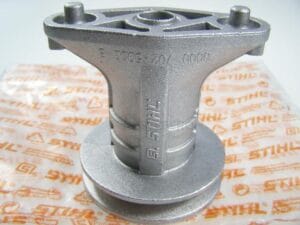 Tuleja noża kosiarki STIHL Viking 0000-702-5000 uchwyt mocujący